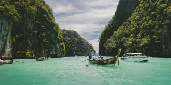jakob-owens-5F_c9i3JP0I-unsplash